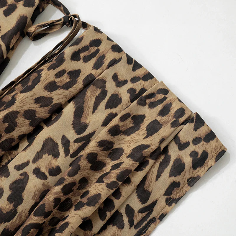 אוברול שיפון מנומר קצר בעיצוב שמלת מיני מחשוף V עמוק  - ג'יל