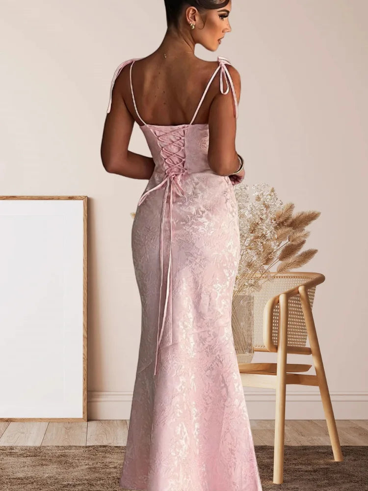 שמלת מקסי בעיצוב קשירה בכתפיות בעיטור רקמת איורי פרחים - לנואלה