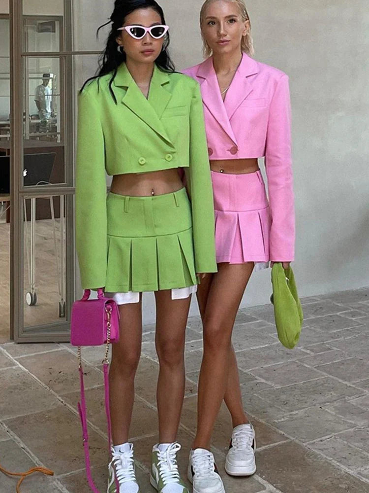 סט שני חלקים מחויט חצאית מיני ובלייזר קצר - טינה