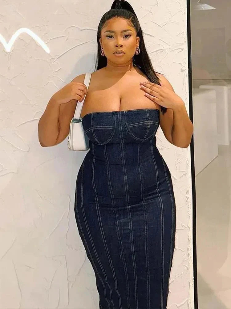 שמלת סטרפלס ג'ינס מקסי צמודה בעיצוב פסים - רוני לי