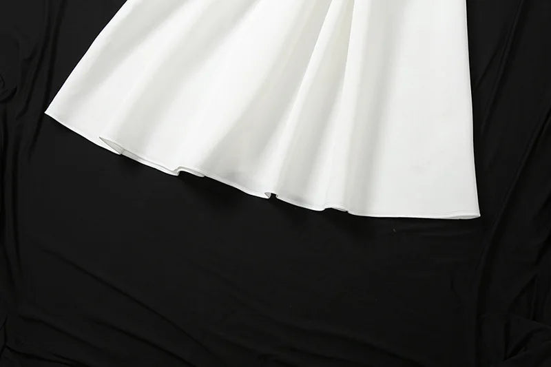 שמלת מידי סטרפלס בגזרת A בעיצוב אלגנטי - Simone