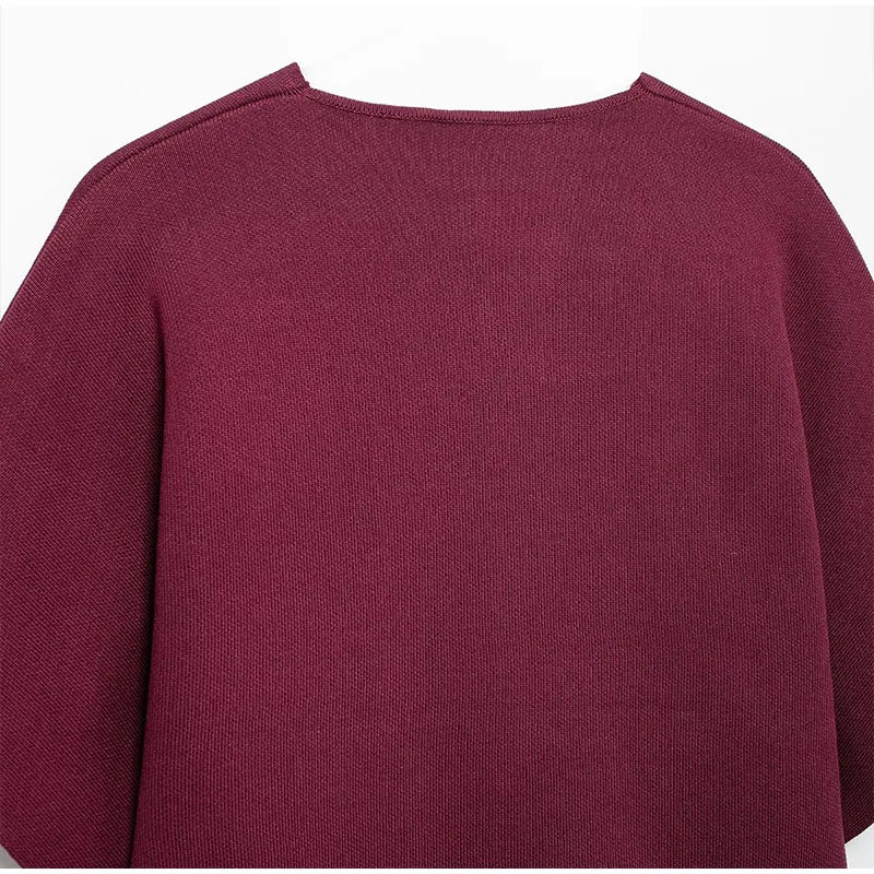 סריג אלגנטי בעיטור כפתורי זהב - נלה