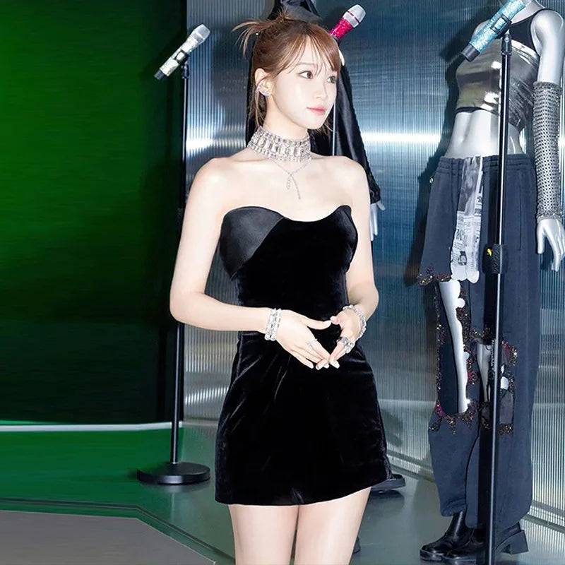 שמלת מיני סטרפלס קטיפה - דורין