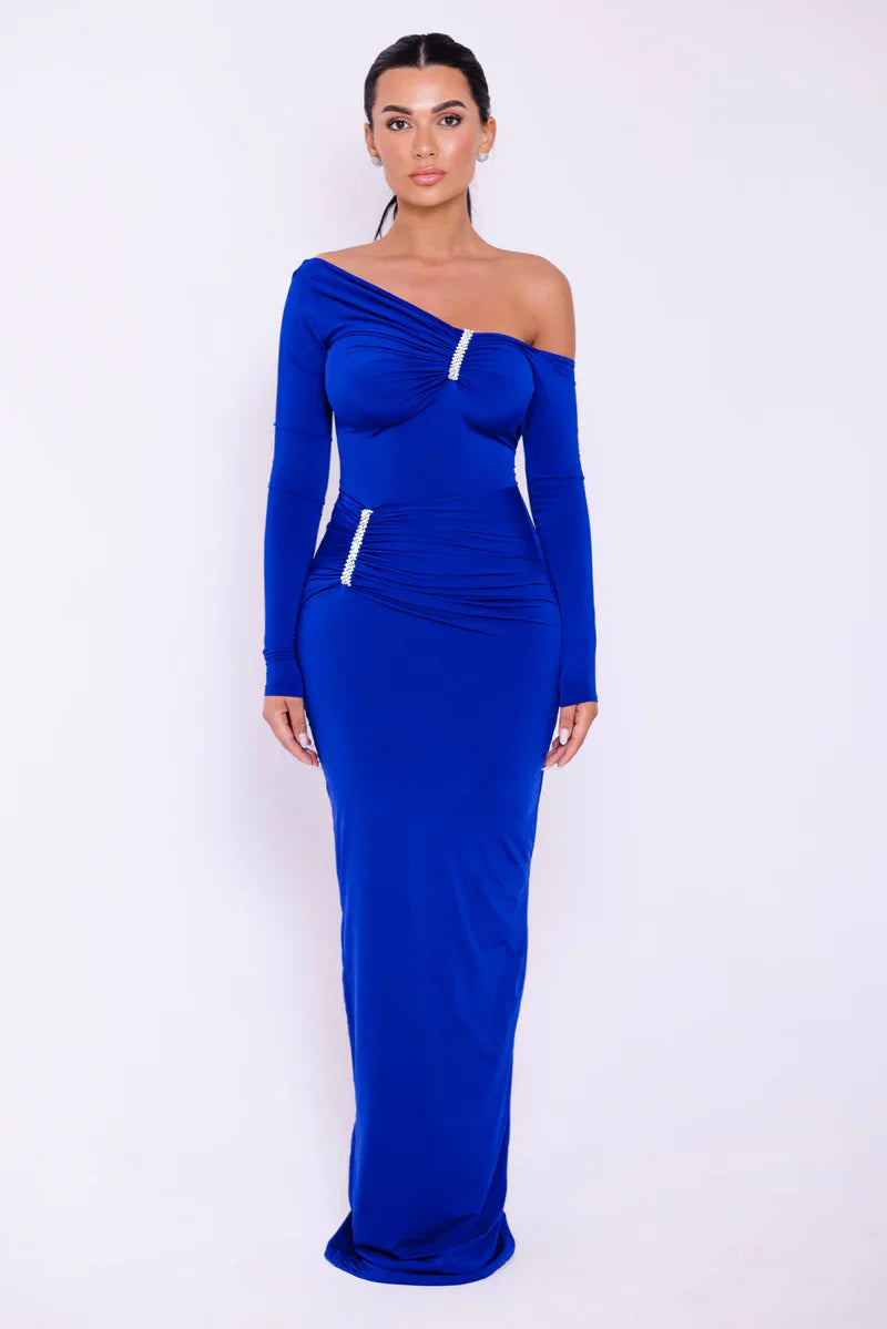 שמלת מקסי כיווצים בעיצוב כתף חשופה בעיטור אבזמי זרקונים - ELLA