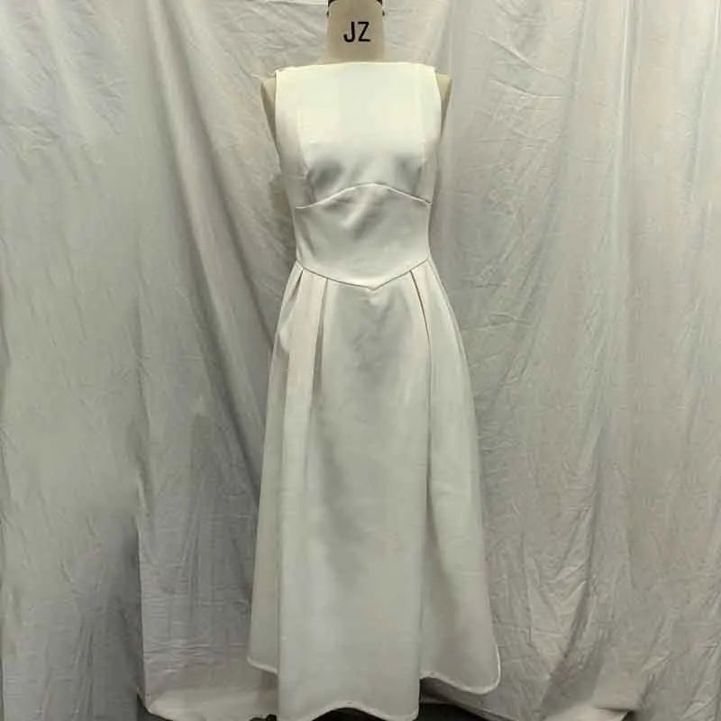 שמלת מידי קלאסית בגזרת A גב פתוח - אלאיה