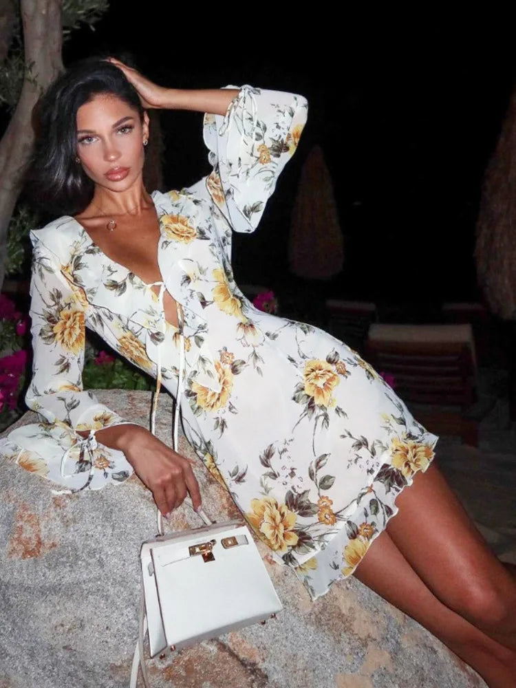 שמלת מיני שיפון פרחונית מלמלה - מרי לין