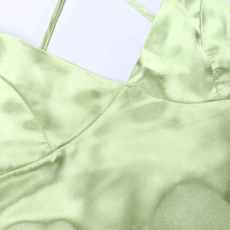 שמלת מקסי סאטן בעיצוב שסע וקשירות בגב - לואן