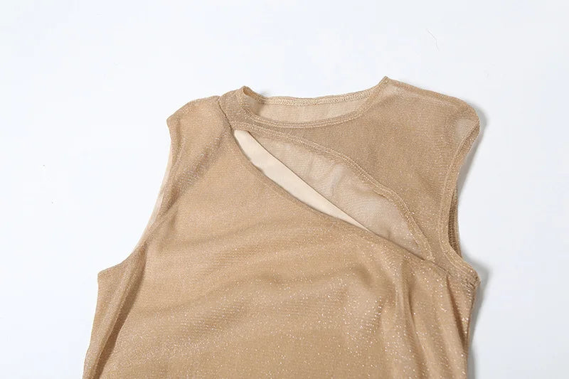 שמלת מקסי רשת נצנצים בעיצוב כיווצים וקשירה בעיטור שסע - August