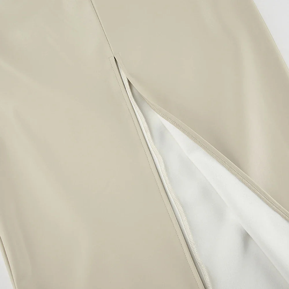 חצאית מקסי דמוי עור בעיצוב שסע - MAGEN