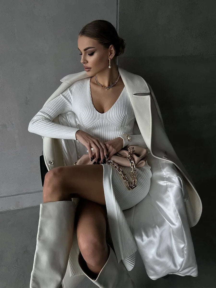 שמלת מידי סרוגה בשילוב שסע - לונדון