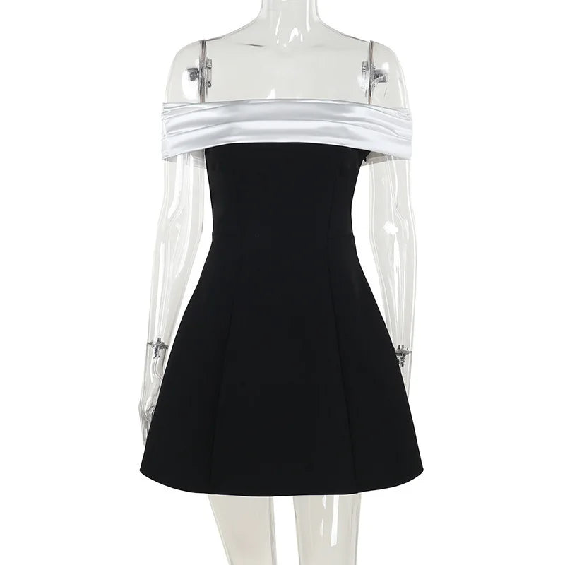 שמלת מיני כתפיים חשופות כתפיית סאטן - סיה