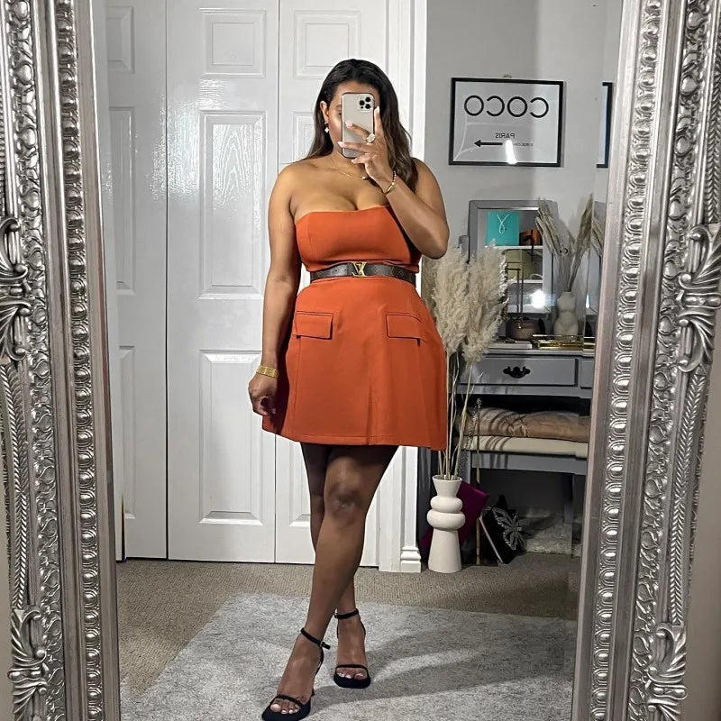 שמלת מיני סטרפלס בגזרת A בעיטור דמויי כיסים - אנחלס