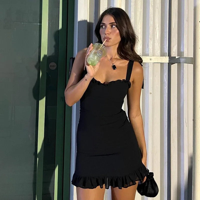 שמלת מיני צמודה בעיטור מלמלת שיפון קשירה בכתפיות - מימי