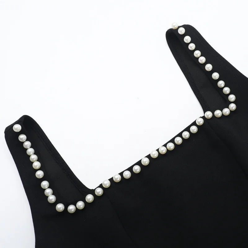 שמלת מיני בגזרת A בעיטור פנינים - פריס