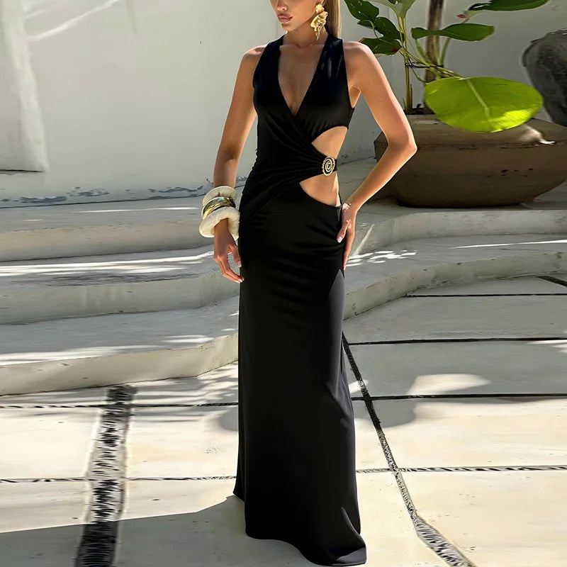 שמלת מקסי בעיצוב פתח בעיטור אבזם - ג'ני