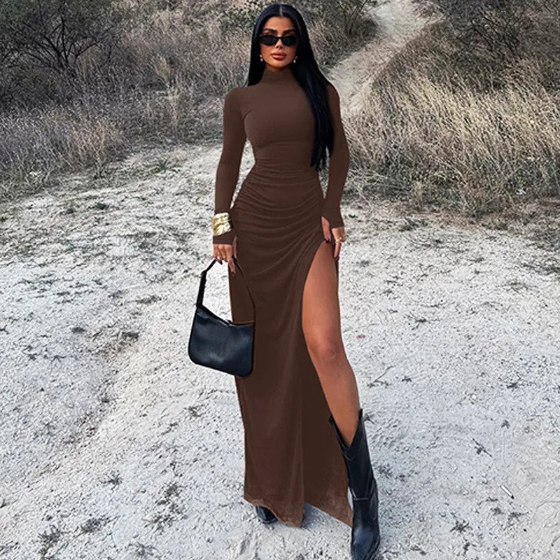 שמלת מקסי כיווצים צווארון גולף בעיצוב שסע עמוק - סאשה