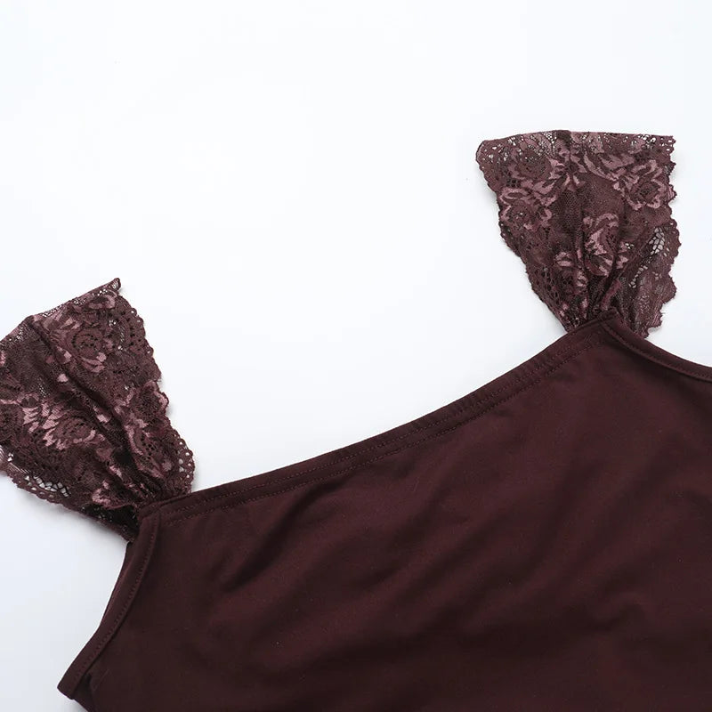 שמלת מיני בעיטור תחרה ופתח - ריטה