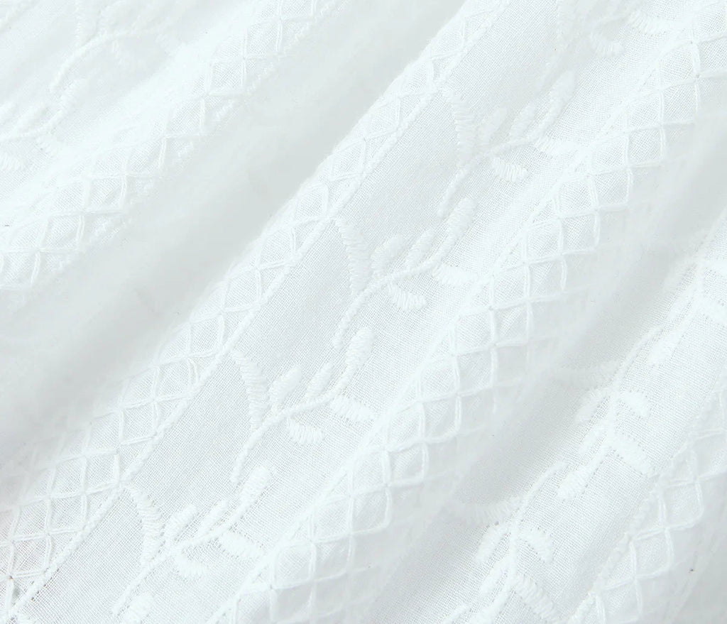 שמלת מיני בעיצוב רקמה בעיטור כפתורים - שקד