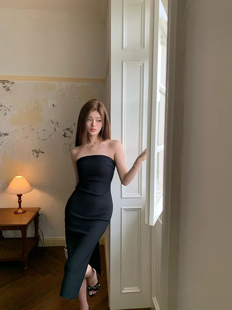 שמלת מידי סטרפלס אלגנטית בעיטור שסע - קורל