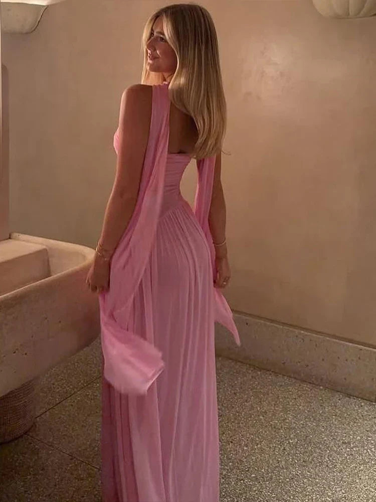 שמלת מקסי סטרפלס שיפון בעיצוב כיווצים בעיטור צעיף תואם - מיה