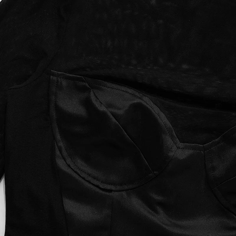 שמלת מיני סאטן צווארון גולף בעיצוב רשת מחוך ופתחים -  DIANA