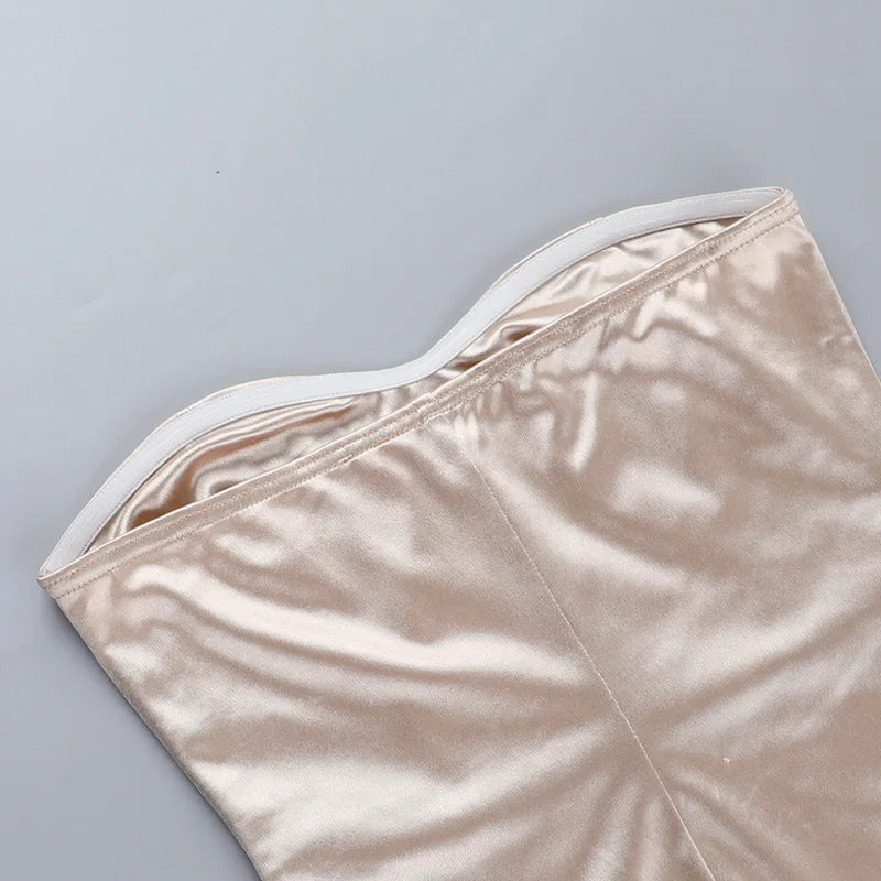 שמלת מיני סטרפלס סאטן מלמלה בעיצוב אסימטרי - לוליטה