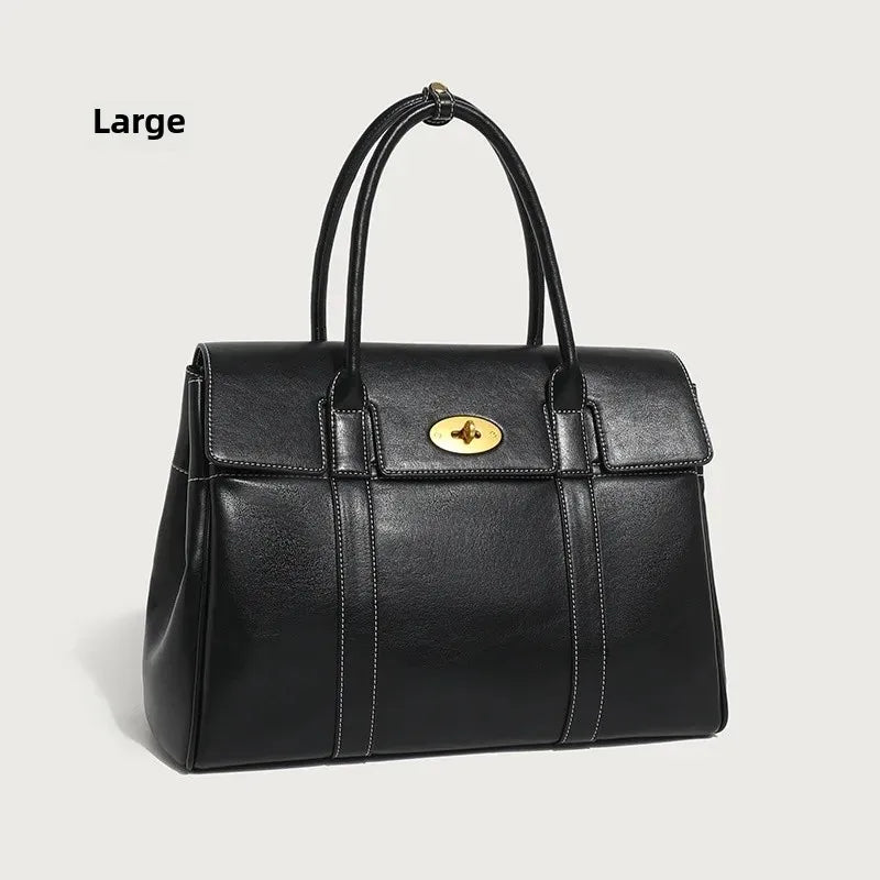 Leather bag with luxury design