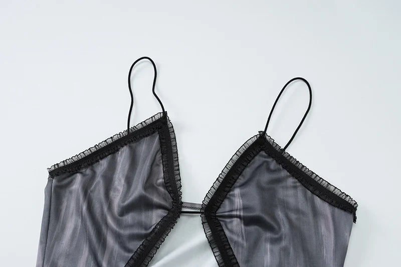 שמלת מיני מלמלה בעיצוב פתח גב פתוח - טייט