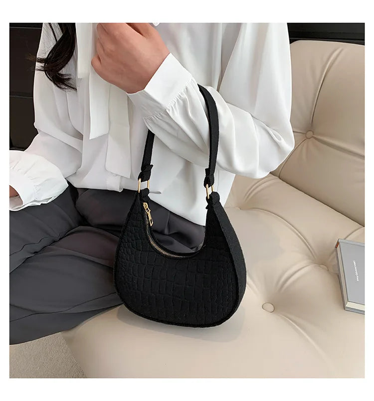 Faux leather bag with rough texture design