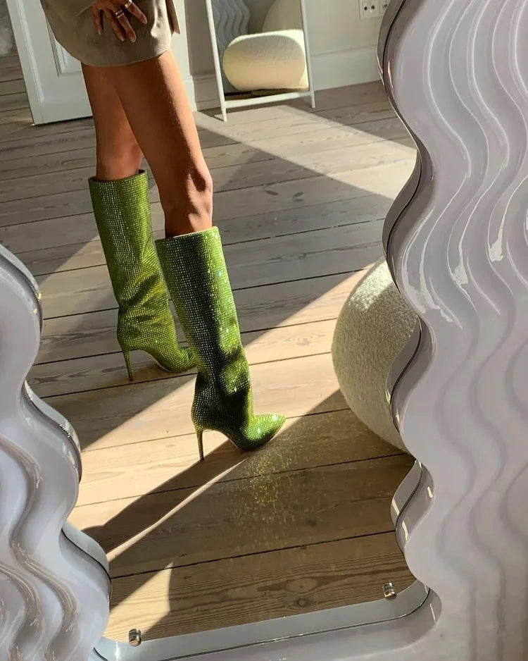 מגפי עקב שפיץ גבוהים בעיצוב זרקונים מנצנצים - Josie