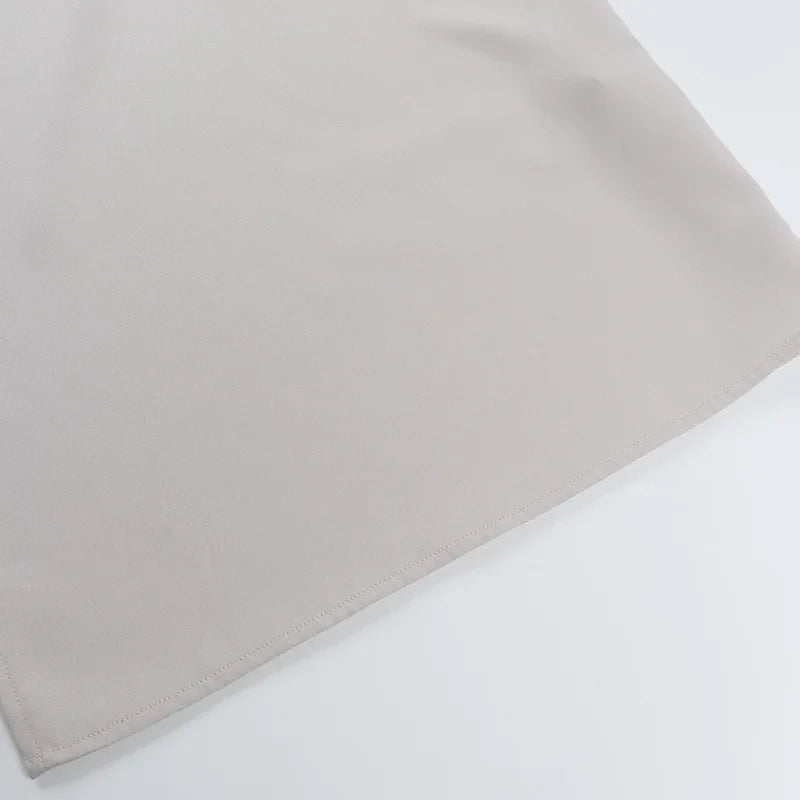 שמלת מידי בד מחטב בעיטור חרוזים בעיצוב שסע - ברברה