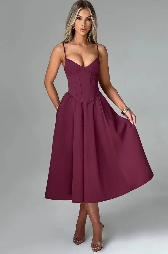 שמלת מידי בגזרת A בעיצוב קלאסי - Nataly