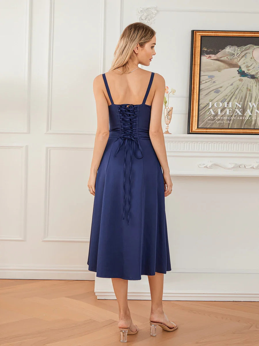 שמלת מידי קיצית בעיצוב כפרי בעיטור שסע - אלדורי