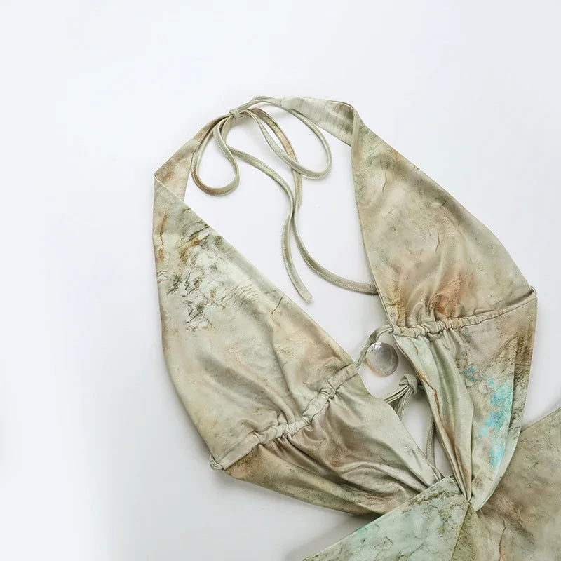 שמלת מיני קשירה בצוואר גב פתוח בעיצוב הדפס מיוחד - וונדה