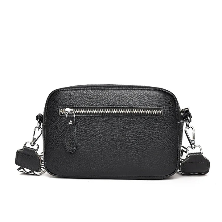 Leather bag with special strap design