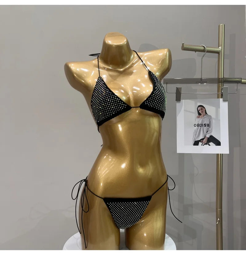 ביקיני קשירה משולשים בעיצוב רשת יהלומים - דיימונד