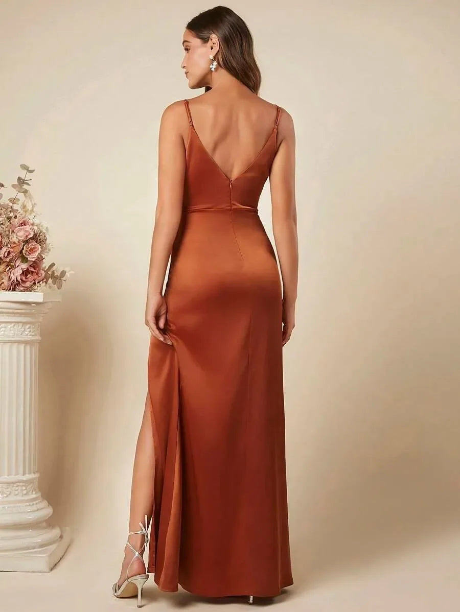 שמלת מקסי סאטן אלגנטית בעיטור שסע - ריינה