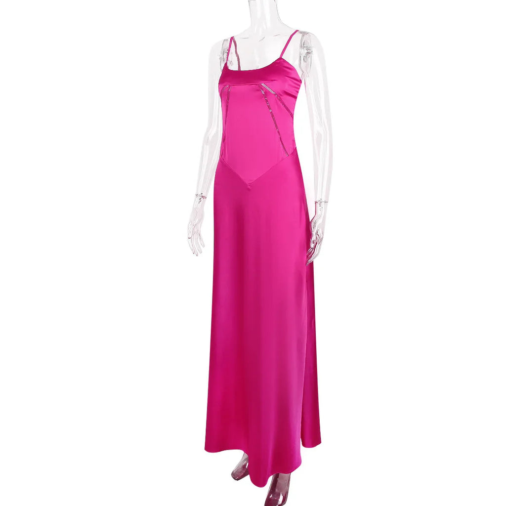 שמלת מקסי סאטן קשירה בגב להצמדה במותן - Lilia