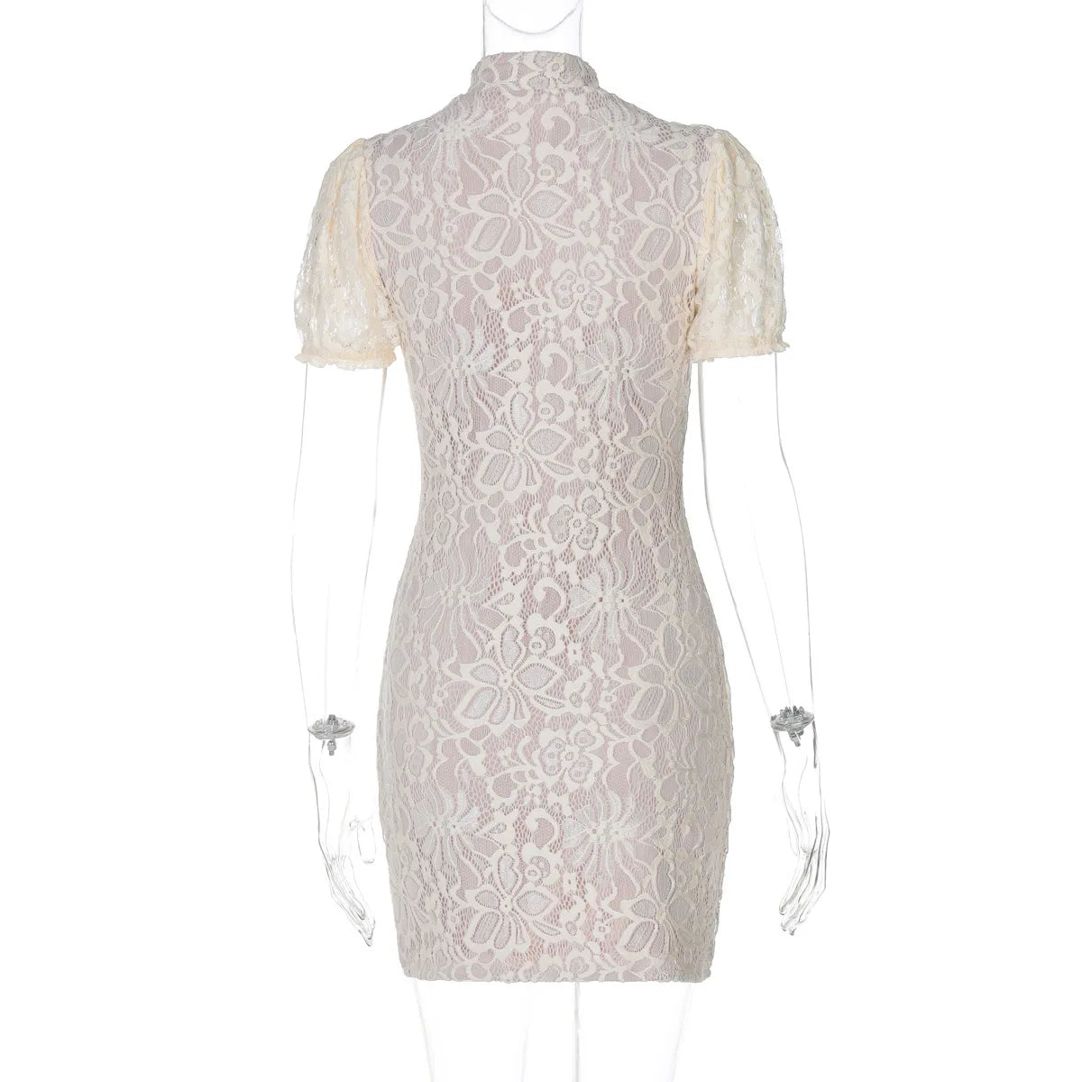 שמלת מיני תחרה צווארון גולף בעיטור כפתור - קימורה