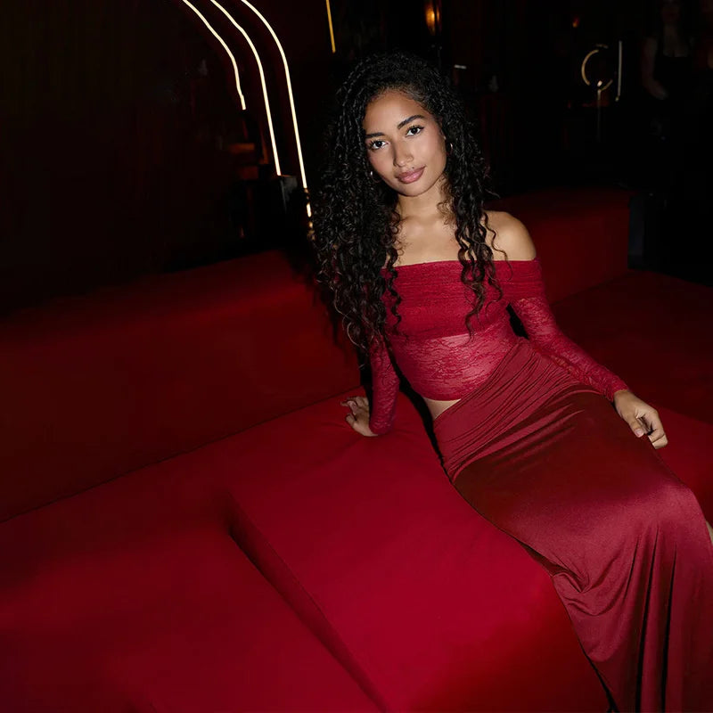 Off-the-shoulder maxi dress with lace and slit - LOLA