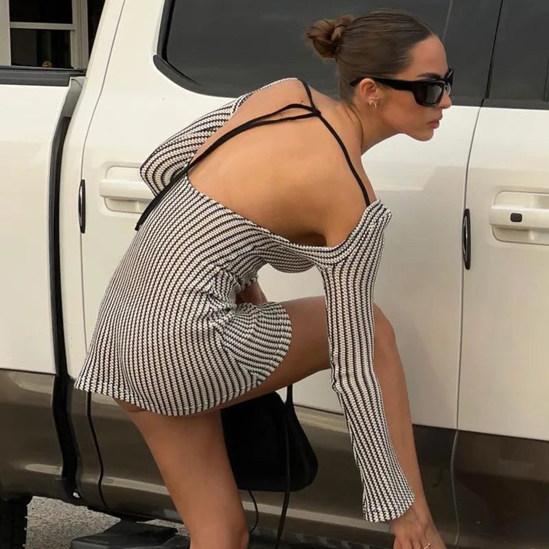 שמלת מיני פסים גב פתוח - קלרה