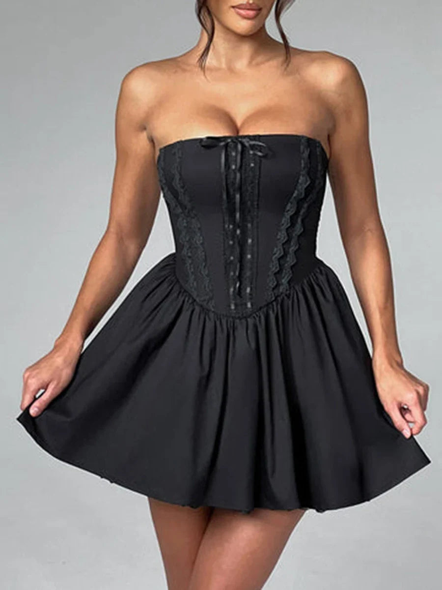 שמלת מיני בגזרת A קשירה בגב להצמדה במותן סטייל כפרי - Reya