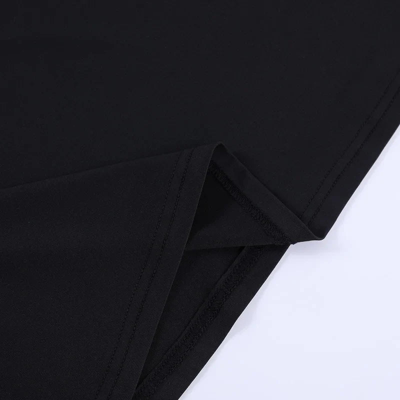 שמלת מיני כתפיים חשופות בעיטור קשירה בחזה - רומי