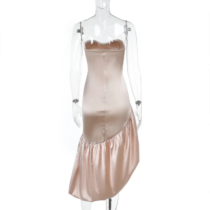 שמלת מיני סטרפלס סאטן מלמלה בעיצוב אסימטרי - לוליטה