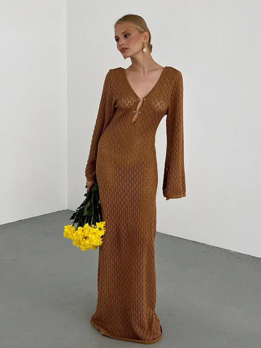 שמלת מקסי חוף סרוגה גב פתוח בעיטור סיכות פנינים - Lina