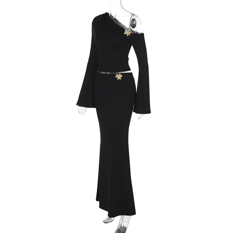 סט שני חלקים בעיטור אבזמי פרחים זהובים חולצה בעיצוב כתף חשופה וחצאית מקסי - צליל