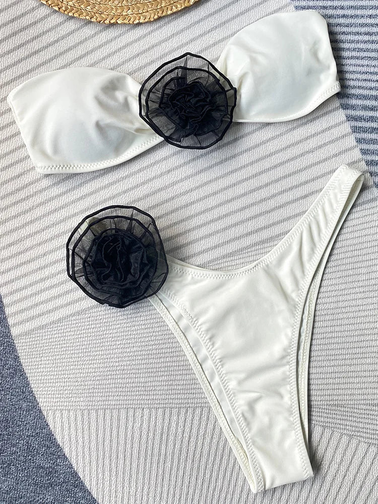 Strapless bra bikini swimsuit with floral appliques - Flora