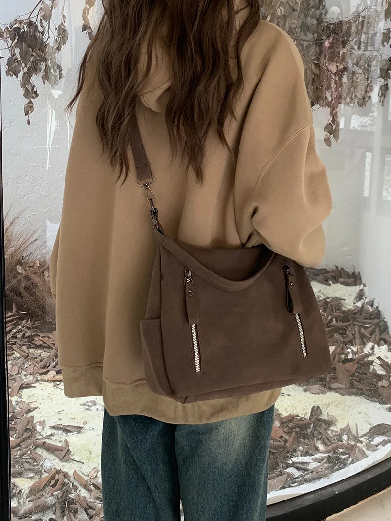 Bag with retro-style faux leather design