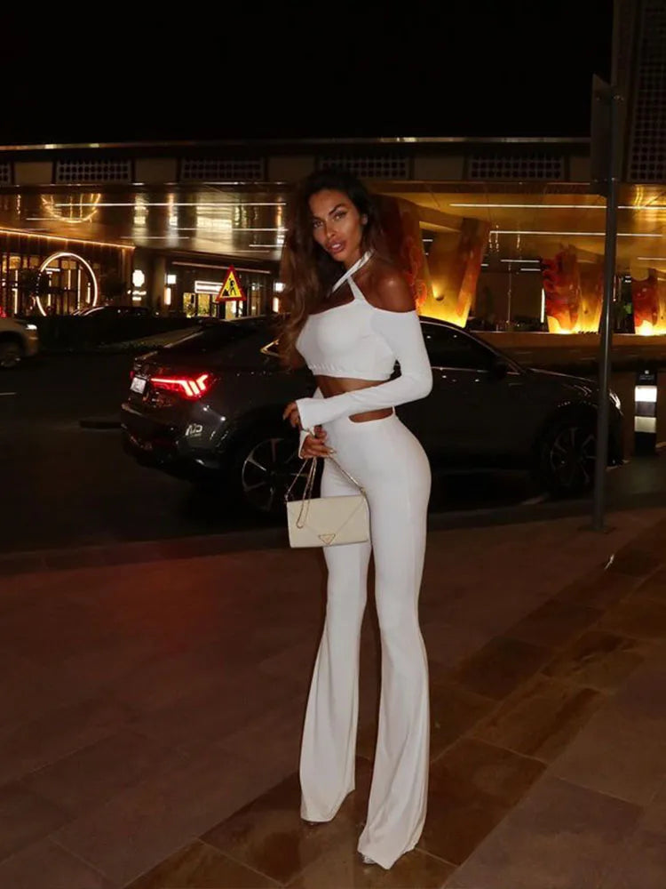 סט שני חלקים בעיצוב פתחים טופ קולר ומכנס פדלפון - סטייס