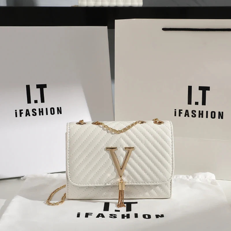 Faux leather bag with luxury design